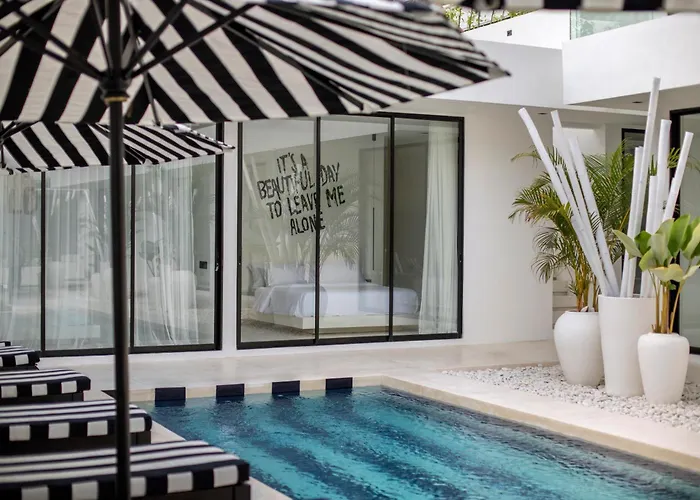 Hotel The Den Canggu